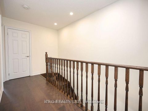 Photo 35 at 3069 Preserve Drive, GO Glenorchy, Oakville