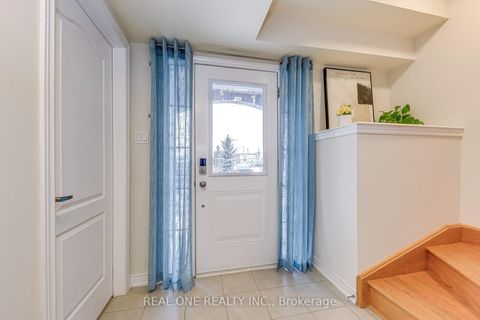 Photo 4 at 75 - 2435 Greenwich Drive, WM Westmount, Oakville