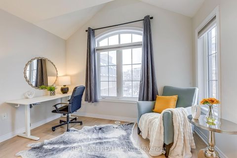 Photo 25 at 75 - 2435 Greenwich Drive, WM Westmount, Oakville