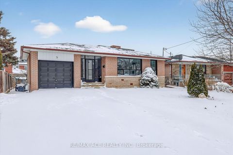 Photo 2 at 5 Forge Drive, Black Creek, Toronto