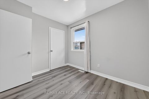 Photo 15 at 5 Forge Drive, Black Creek, Toronto