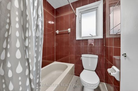 Photo 17 at 5 Forge Drive, Black Creek, Toronto