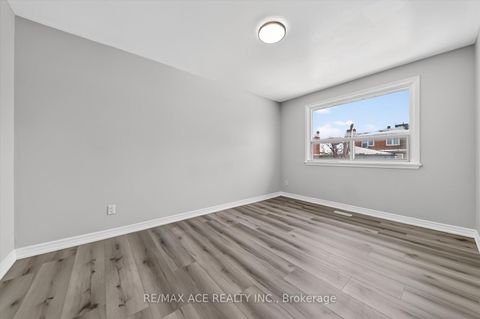 Photo 18 at 5 Forge Drive, Black Creek, Toronto