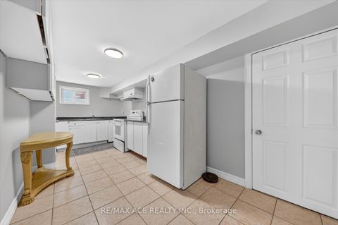 Photo 24 at 5 Forge Drive, Black Creek, Toronto