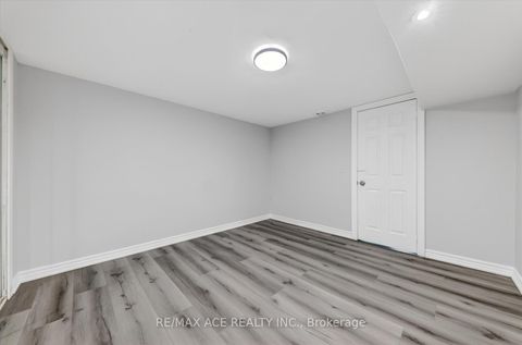 Photo 31 at 5 Forge Drive, Black Creek, Toronto