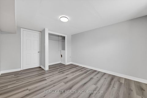 Photo 34 at 5 Forge Drive, Black Creek, Toronto