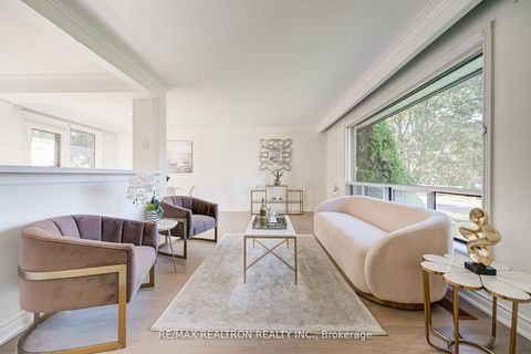 Photo 2 at 31 Sussex Avenue, Crosby, Richmond Hill