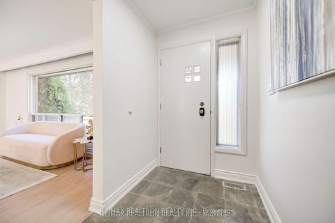 Photo 9 at 31 Sussex Avenue, Crosby, Richmond Hill