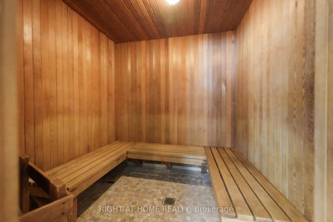 Photo 21 at 710 - 2 Maison Parc Court, Lakeview Estates, Vaughan