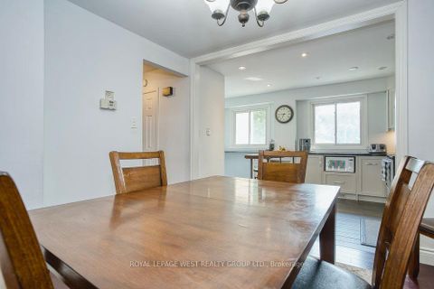 Photo 15 at 3 - 92 Twenty Ninth Street, Long Branch, Toronto