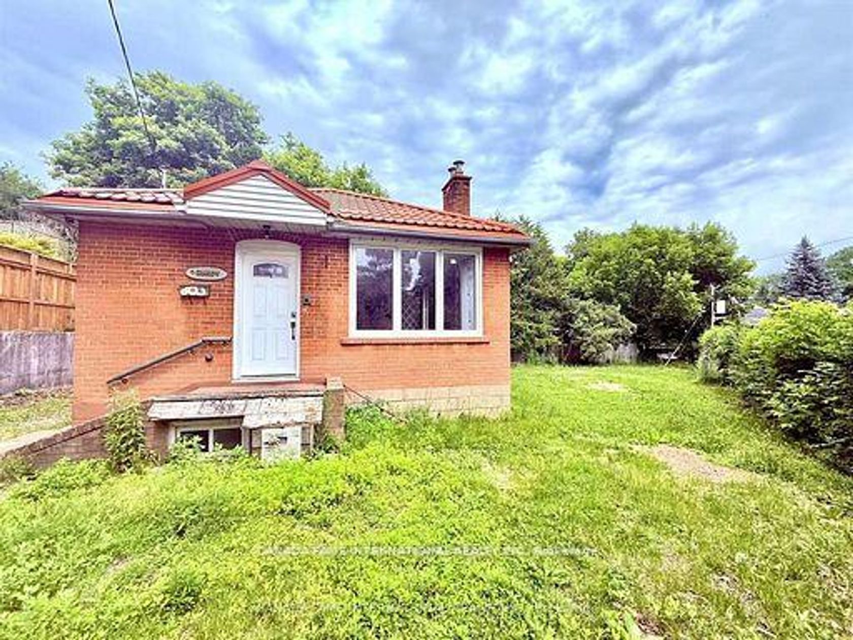 1 Lundy Avenue, Lambton Baby Point, Toronto 