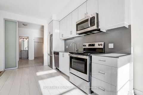 Photo 8 at 31 - 57 Finch Avenue W, Willowdale West, Toronto
