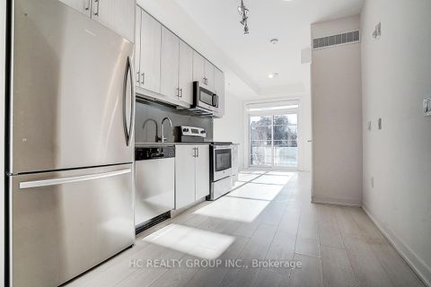 Photo 10 at 31 - 57 Finch Avenue W, Willowdale West, Toronto