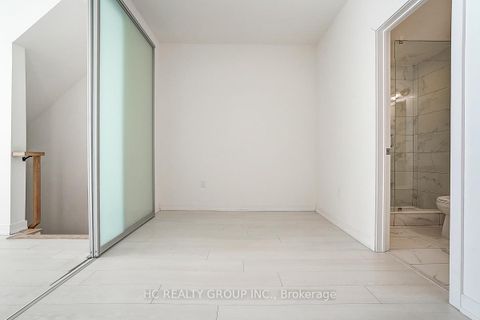 Photo 14 at 31 - 57 Finch Avenue W, Willowdale West, Toronto