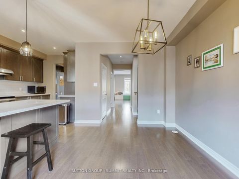 Photo 7 at 3050 EBERLY WOODS Drive, GO Glenorchy, Oakville