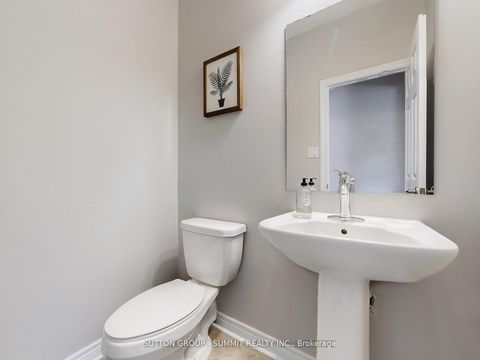 Photo 15 at 3050 EBERLY WOODS Drive, GO Glenorchy, Oakville