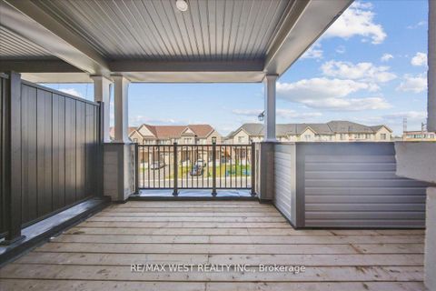 Photo 2 at 115 Air Dancer Crescent, Windfields, Oshawa