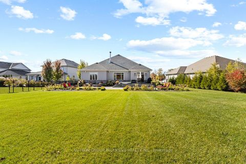 Photo 10 at 327 Sunnybrae Avenue, Stroud, Innisfil