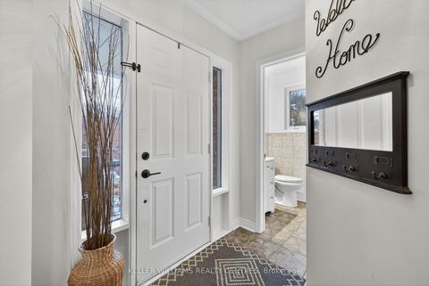 Photo 3 at 84 Loraview Lane, Aurora Highlands, Aurora