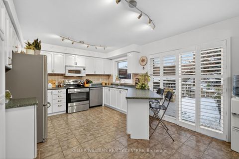 Photo 14 at 84 Loraview Lane, Aurora Highlands, Aurora