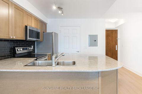 Photo 7 at 3706 - 763 Bay Street, Bay Street Corridor, Toronto