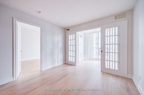 Photo 14 at 3706 - 763 Bay Street, Bay Street Corridor, Toronto