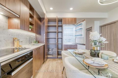 Photo 9 at 4007 - 95 Mcmahon Drive, Bayview Village, Toronto