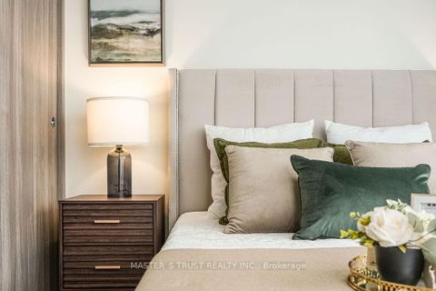 Photo 17 at 4007 - 95 Mcmahon Drive, Bayview Village, Toronto