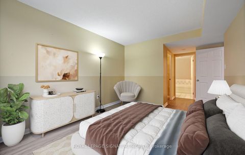 Photo 6 at 102 - 101 Subway Crescent, City Centre West, Toronto