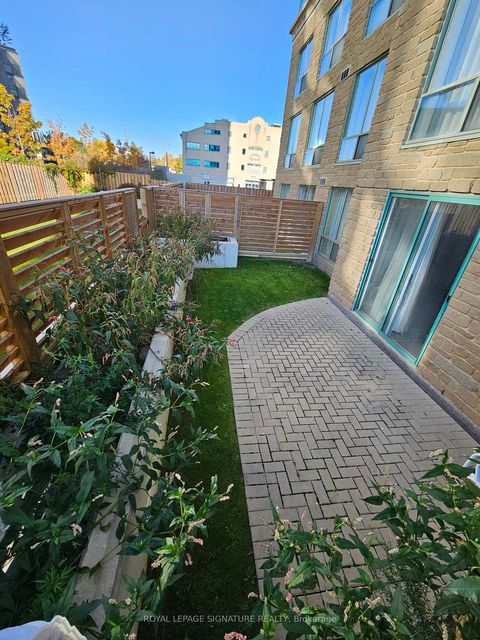 Photo 18 at 102 - 101 Subway Crescent, City Centre West, Toronto