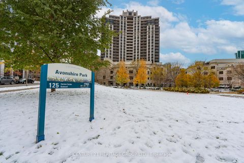 Photo 5 at 240 - 120 Harrison Garden Boulevard, Willowdale East, Toronto