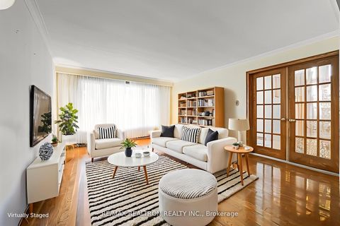 Photo 4 at 69 Elm Avenue, Langstaff, Richmond Hill