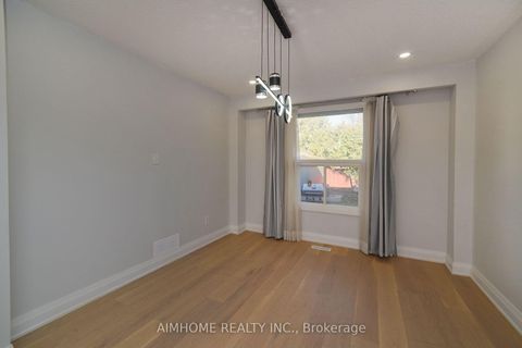 Photo 10 at 28 Longbow Square, Steeles, Toronto