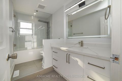 Photo 26 at 28 Longbow Square, Steeles, Toronto