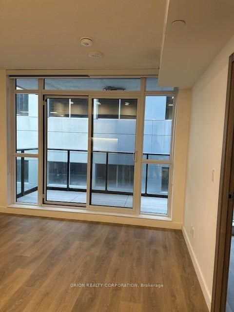 Photo 10 at 1008 - 38 Widmer Street E, Waterfront Communities C1, Toronto