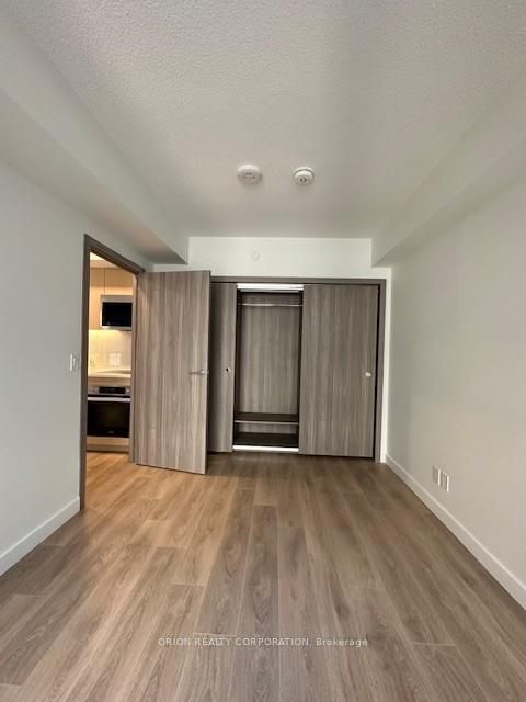 Photo 11 at 1008 - 38 Widmer Street E, Waterfront Communities C1, Toronto