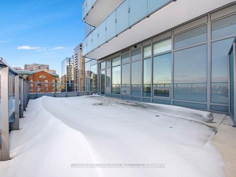 Photo 12 at 906 - 8 Olympic Garden Drive, Newtonbrook East, Toronto