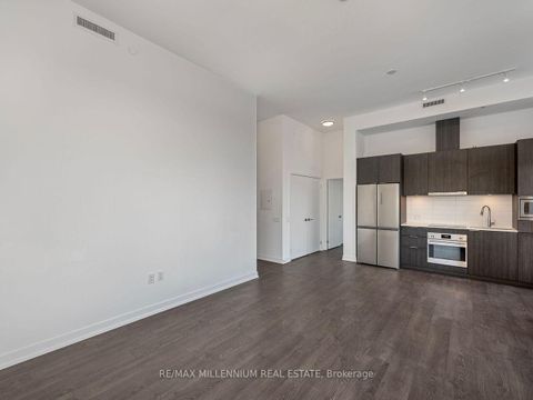 Photo 14 at 906 - 8 Olympic Garden Drive, Newtonbrook East, Toronto