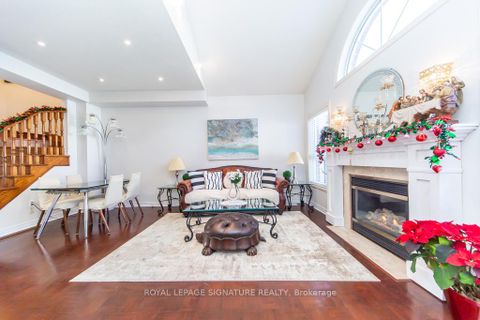 Photo 9 at 40 Tuscana Boulevard, Patterson, Vaughan