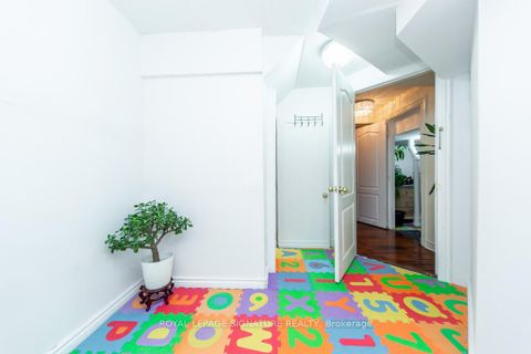 Photo 44 at 40 Tuscana Boulevard, Patterson, Vaughan