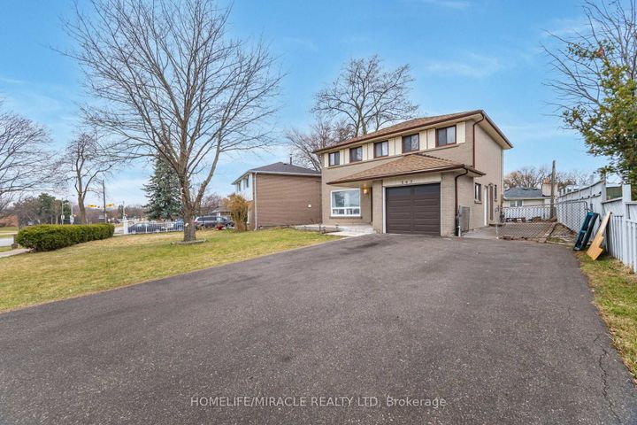 Photo 1 at 345 Silverstone Drive, Clairville, Toronto