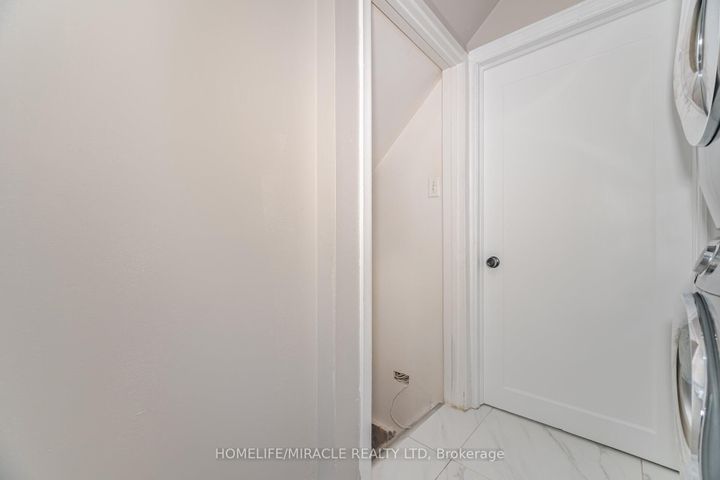 Photo 37 at 345 Silverstone Drive, Clairville, Toronto