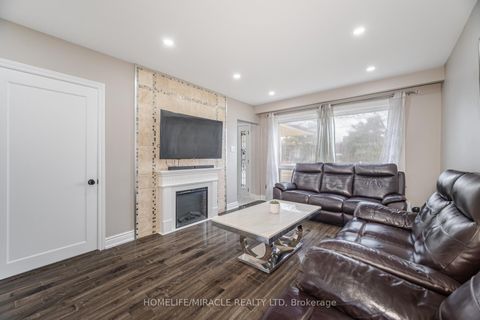 Photo 8 at 345 Silverstone Drive, Clairville, Toronto