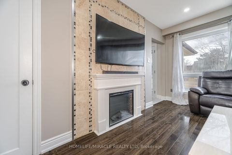 Photo 9 at 345 Silverstone Drive, Clairville, Toronto
