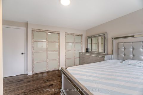 Photo 25 at 345 Silverstone Drive, Clairville, Toronto