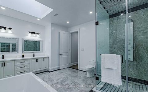 Photo 14 at 50 Bellefontaine Street, L'Amoreaux, Toronto