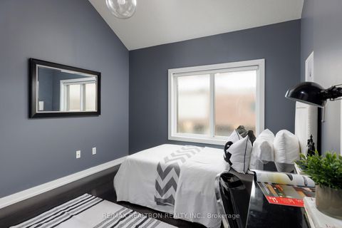 Photo 12 at 307 - 1100 Lansdowne Avenue, Junction, Toronto