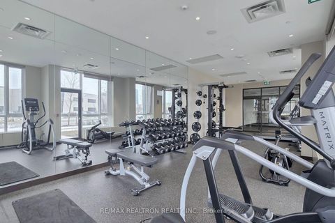Photo 32 at 819 - 60 Honeycrisp Crescent, Vaughan Corporate Centre, Vaughan