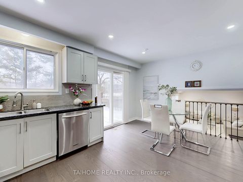 Photo 15 at 10 Centurion Court, Steeles, Toronto