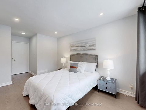 Photo 35 at 10 Centurion Court, Steeles, Toronto